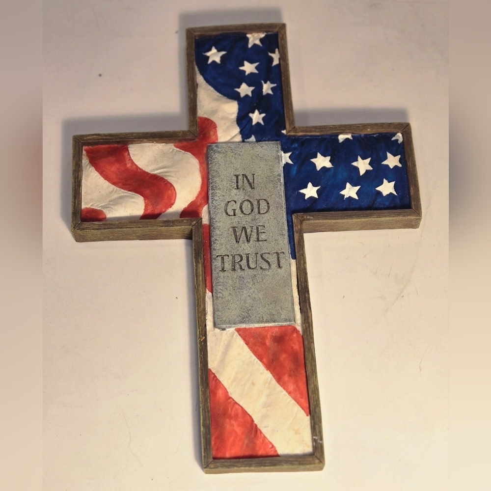 American Flag Resin Wall Cross In God We Trust New Creative Red White Blue 10"
